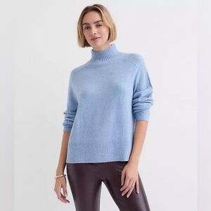 LOFT Light Blue Ribbed Mock Neck Sweater Medium Soft Stretch Knit Pullover